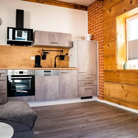 Neu Renoviertes Ferienhaus/wohnunng Kleine Auszeit Sonnenbühl Exterior foto