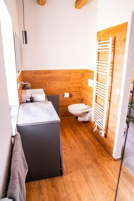 Neu Renoviertes Ferienhaus/wohnunng Kleine Auszeit * Sonnenbühl