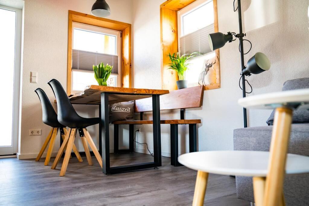 Neu Renoviertes Ferienhaus/wohnunng Kleine Auszeit * Sonnenbühl